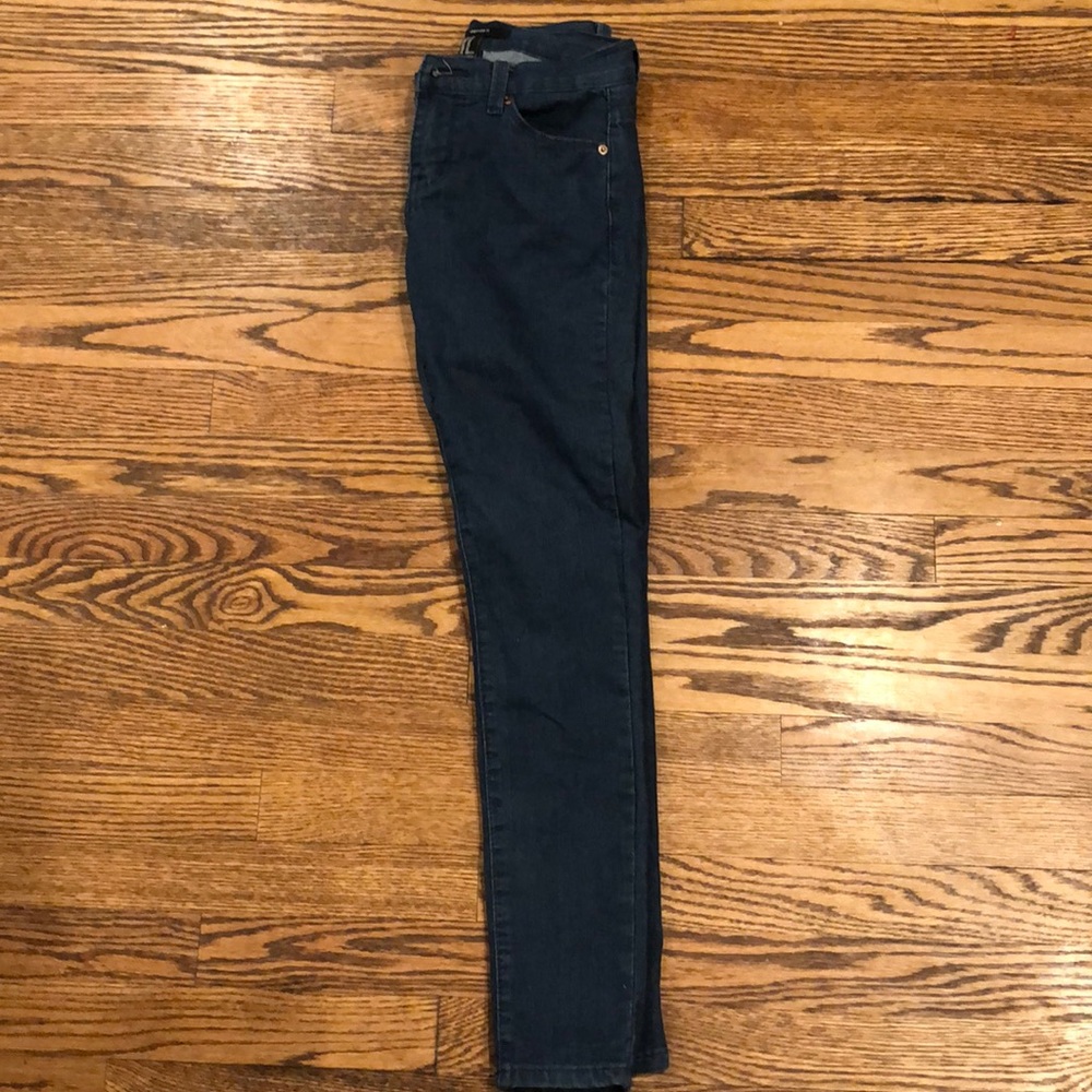 Skinny jeans
